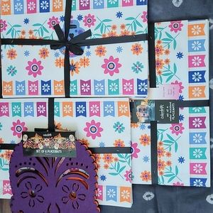 18 Pieces Festive Day of the Dead Colorful Skull and Flower Motif Placemats NWT
